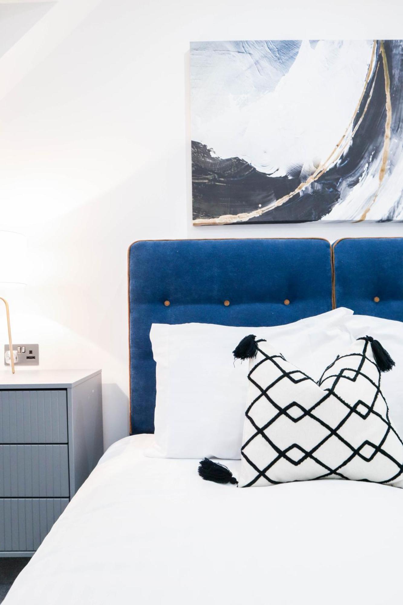 Elegant Apartments In Staines L Free Onsite Parking Luaran gambar