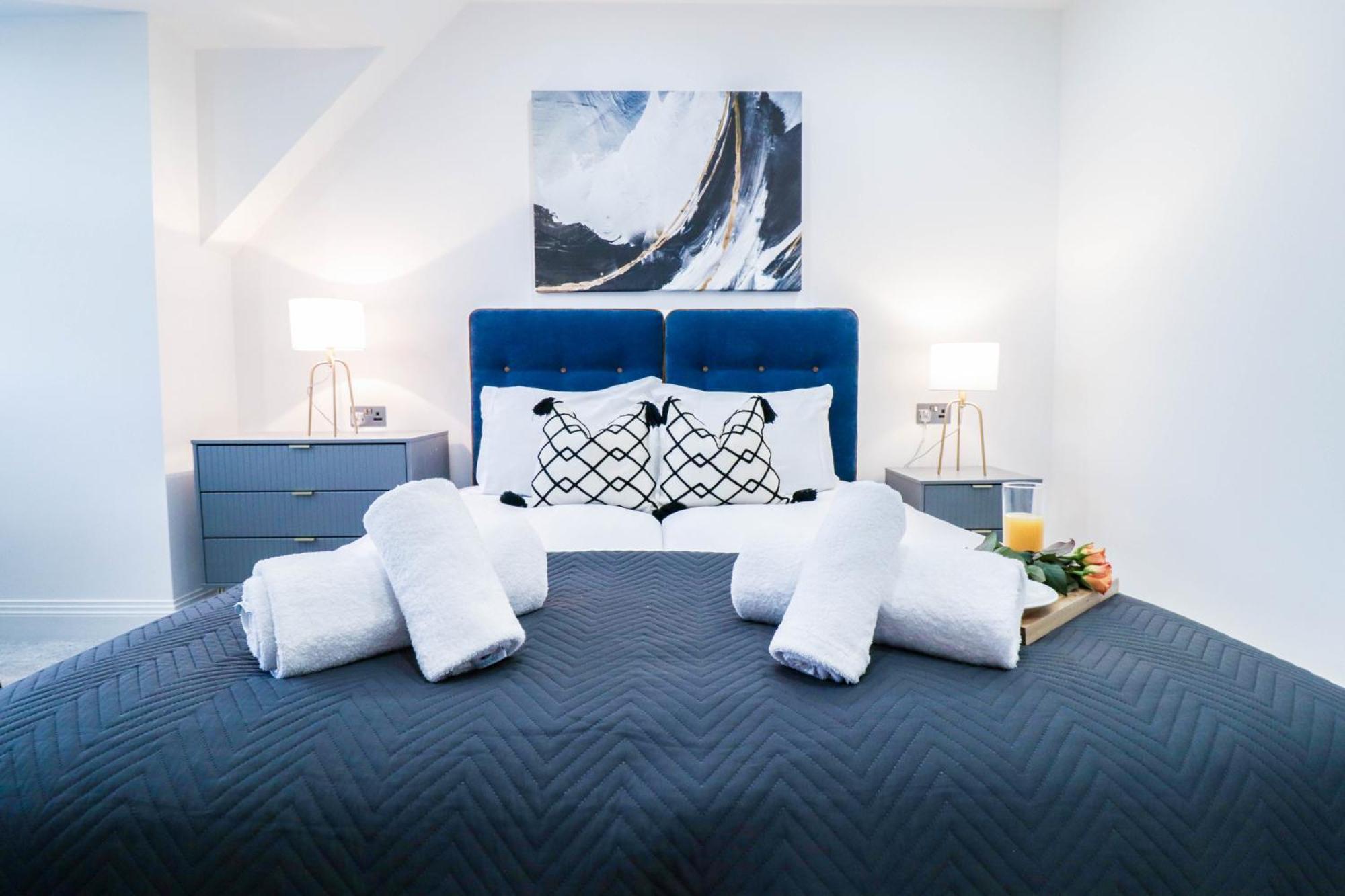 Elegant Apartments In Staines L Free Onsite Parking Luaran gambar